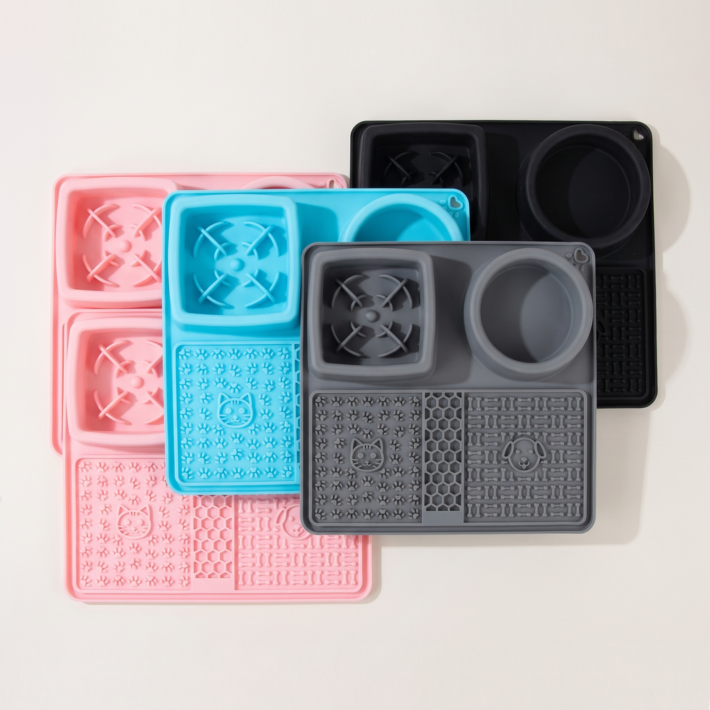 Gamelle 2-en-1 anti-glouton et tapis à lécher en silicone, 4 coloris : noir, gris, bleu clair et rose